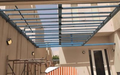 مميزات استخدام الكلادينج في تصميم مظلات المداخل والواجهات | دليل شامل للأناقة والمتانة