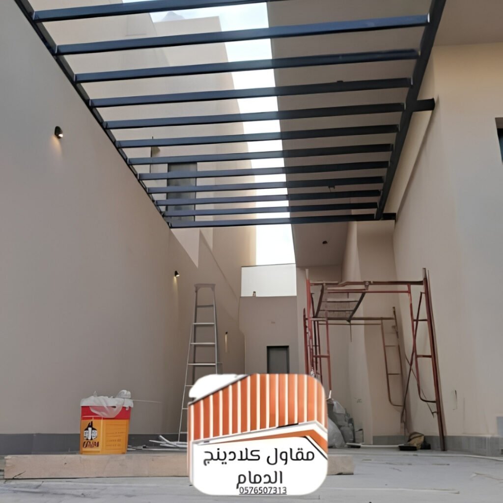 مميزات استخدام الكلادينج في تصميم مظلات المداخل والواجهات